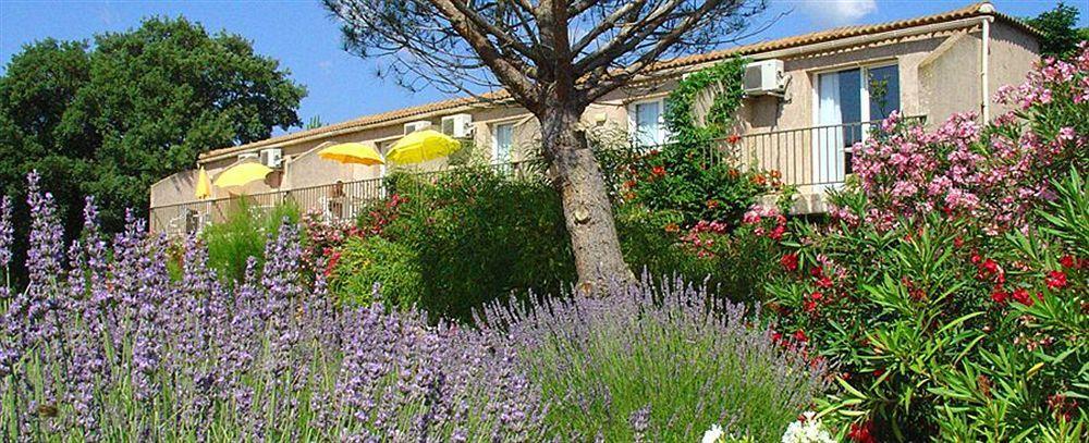 Residence Fiori Di Cala Rossa Lecci Exteriör bild